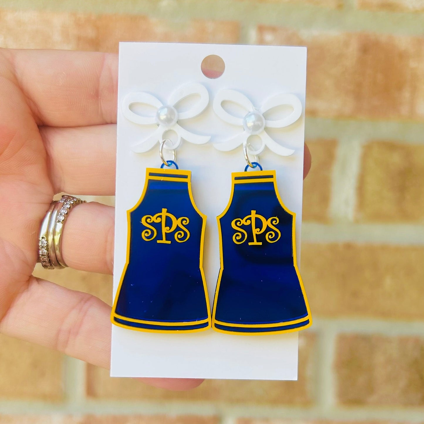 Saint Paul’s Golden Blues and Cheer