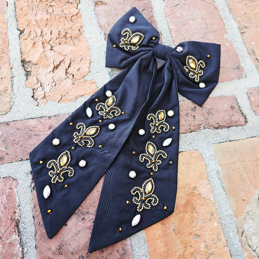 Fleur de lis beaded bow
