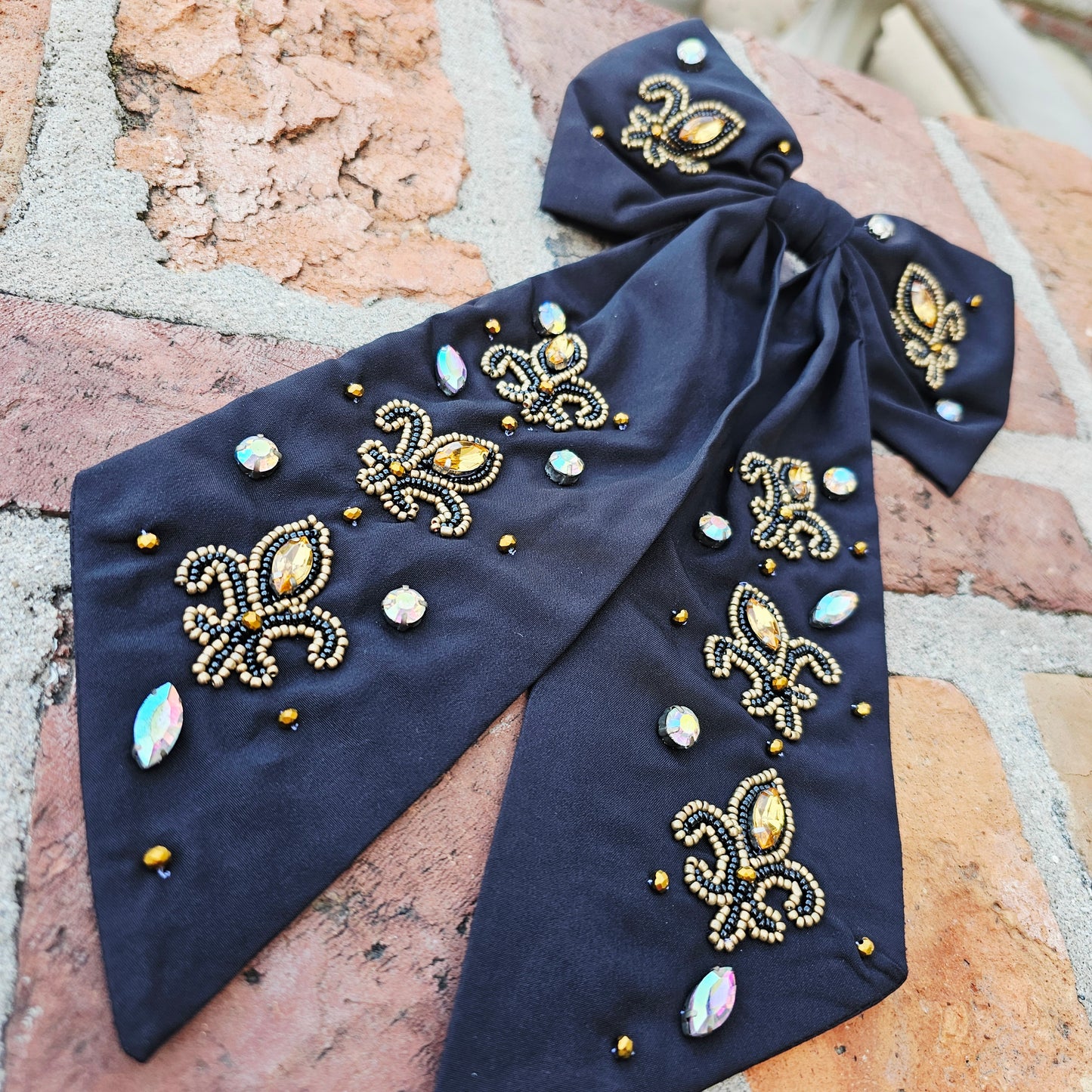 Fleur De Lis Beaded Bow