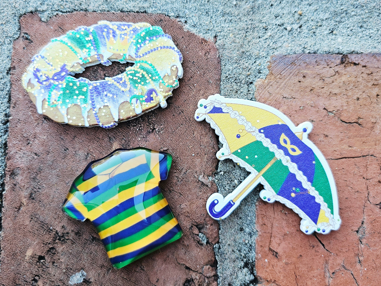 Mardi Gras magnets, umbrella, King Cake, Tee shirt, New Orleans, Mandeville
