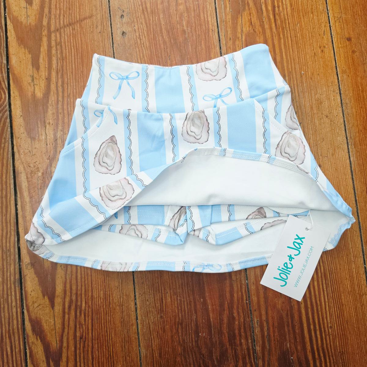 Oysters and Bows Skort with Pocket