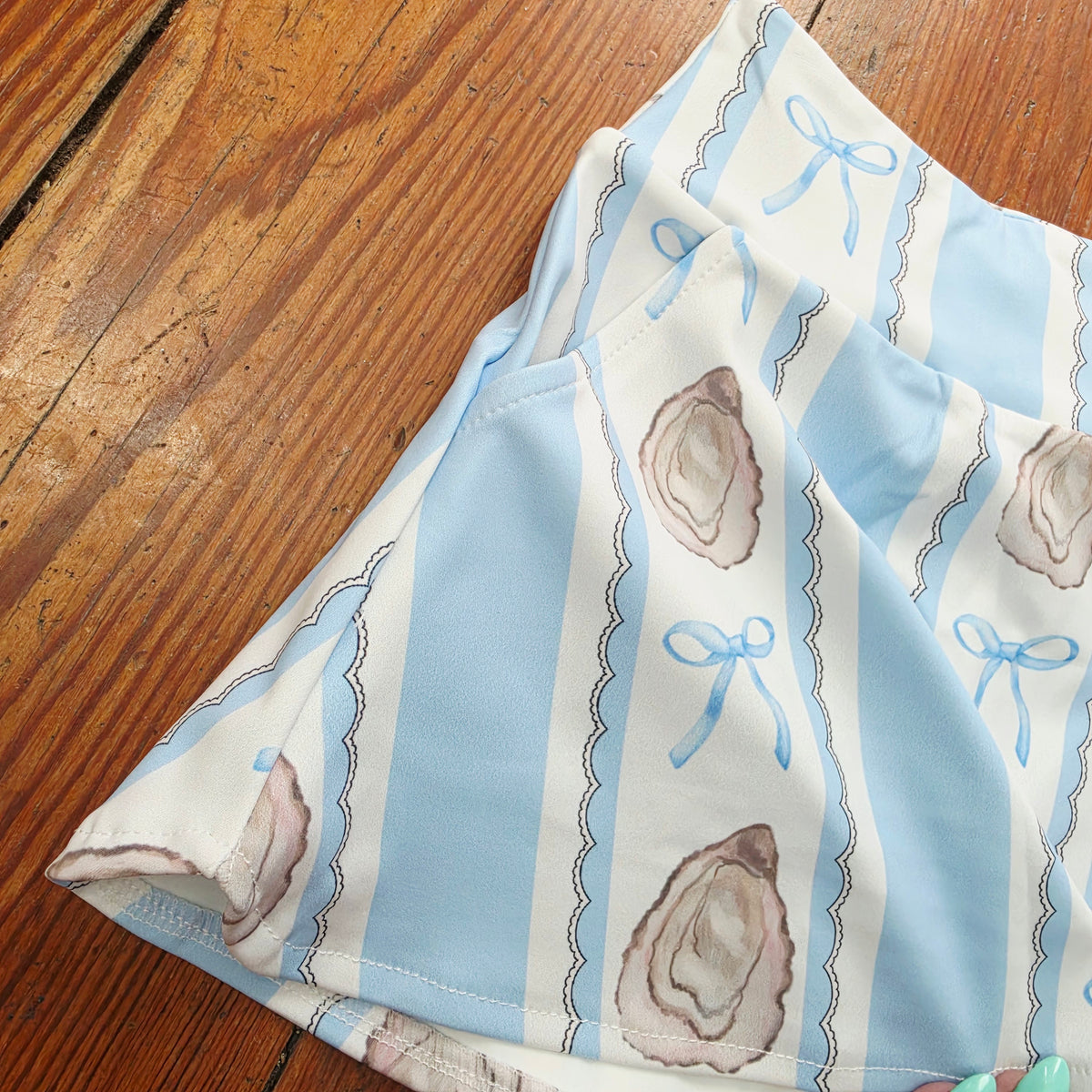 Oysters and Bows Skort with Pocket